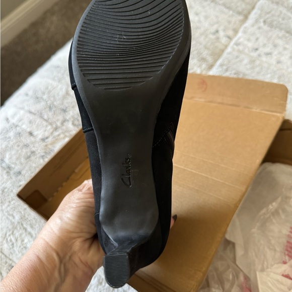 Clark’s Ambyr Hope Suede Booties Size 10 Women’s - Picture 5 of 10